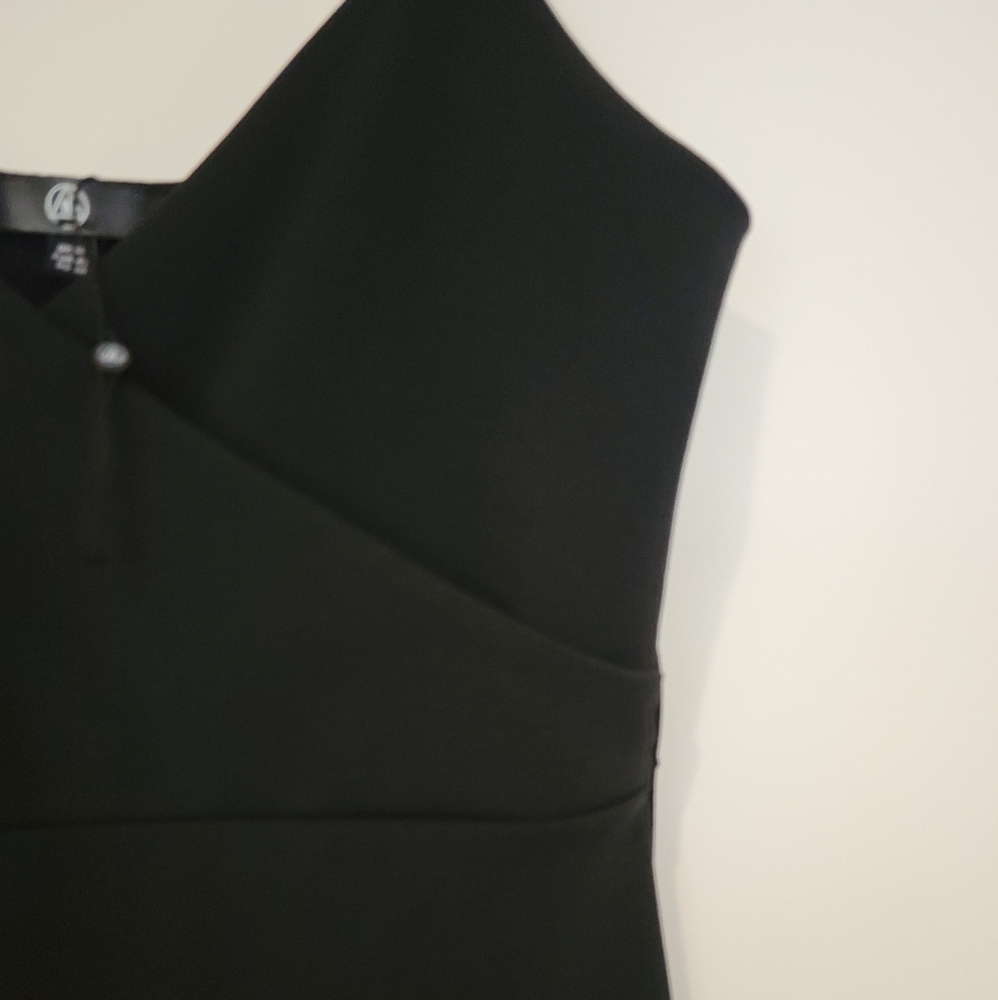 NWHT LBD!!🤳 - Picture 4 of 5